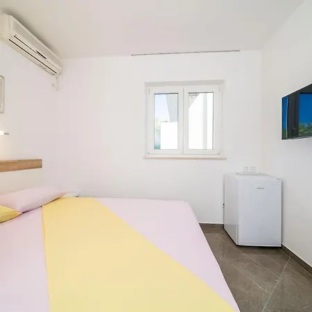 Διαμέρισμα And Mato Mlini