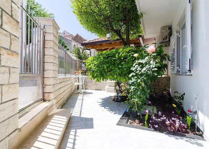 Apartment And Mato Mlini