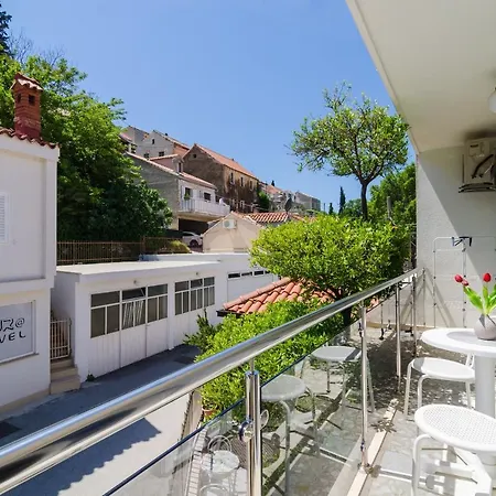 And Mato Apartmán Mlini